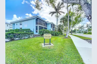 1065 8th St S #203, Naples, FL 34102 - Photo 1