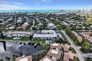 3150 Binnacle Dr, Naples, FL 34103 - Photo 31