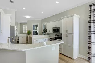 1051 Egrets Walk Cir, Naples, FL 34108 - Photo 9