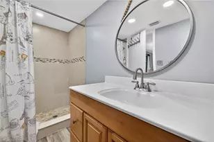 7123 Penner Ln, Fort Myers, FL 33907 - Photo 21