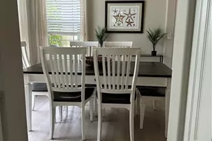 711 Vistana Cir, Naples, FL 34119 - Photo 9
