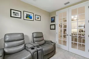 14591 Edgewater Cir, Naples, FL 34114 - Photo 13