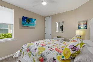 14591 Edgewater Cir, Naples, FL 34114 - Photo 11