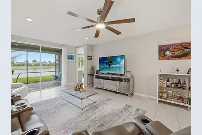 14591 Edgewater Cir, Naples, FL 34114 - Photo 5