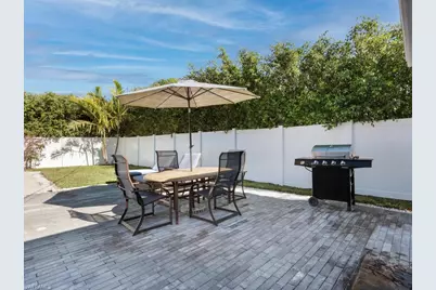 1279 10th Ave N, Naples, FL 34102 - Photo 27