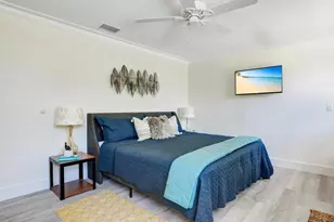 1279 10th Ave N, Naples, FL 34102 - Photo 15