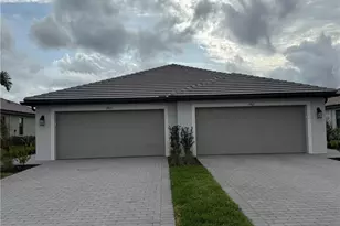 19617 Hinkley Dr, Estero, FL 33928 - Photo 9