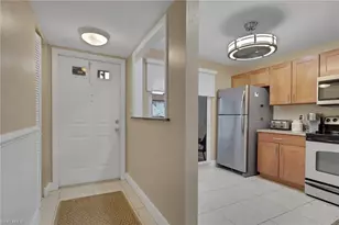 3510 Antarctic Cir, Naples, FL 34112 - Photo 7