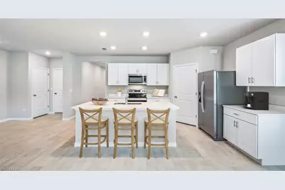 5121 Mulsanne Way, Fort Myers, FL 33905 - Photo 3