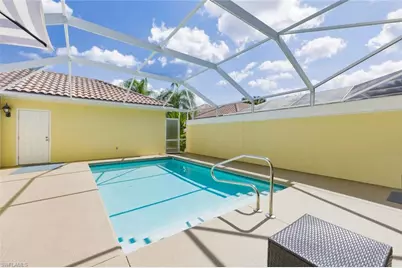 6076 Islandwalk Blvd, Naples, FL 34119 - Photo 33