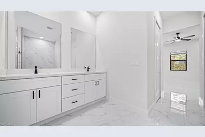 18 NE 11th Ln, Cape Coral, FL 33909 - Photo 19