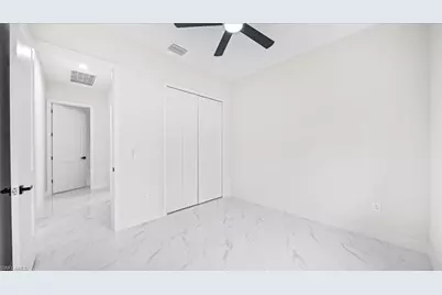 18 NE 11th Ln, Cape Coral, FL 33909 - Photo 29