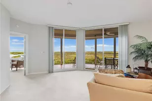 1001 Arbor Lake Dr, Naples, FL 34110 - Photo 7