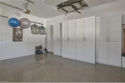 3420 Bedford Ct, Naples, FL 34112 - Photo 31