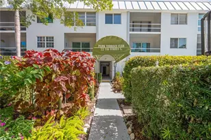 72 7th St S, Naples, FL 34102 - Photo 17