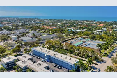 72 7th St S #108, Naples, FL 34102 - Photo 21