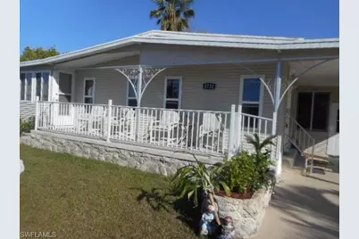 5731 Captain John Smith Loop, North Fort Myers, FL 33917 - Photo 3