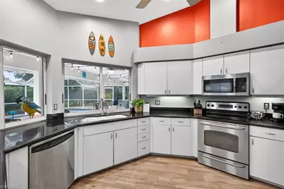 390 Saint Andrews Blvd, Naples, FL 34113 - Photo 11