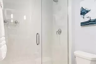 101 8th St S, Naples, FL 34102 - Photo 9