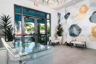 101 8th St S, Naples, FL 34102 - Photo 11