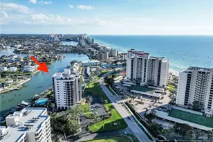 11030 Gulf Shore Dr, Naples, FL 34108 - Photo 33