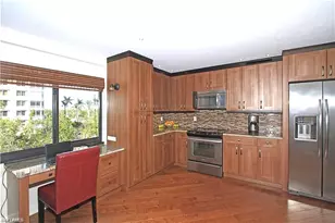 11030 Gulf Shore Dr, Naples, FL 34108 - Photo 11