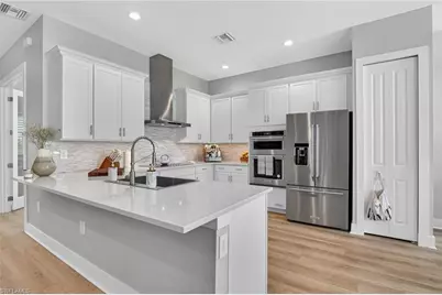 3778 Sapphire Cove Cir, Naples, FL 34114 - Photo 3