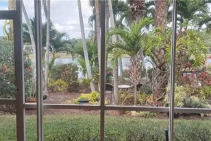 121 Gabriel Cir, Naples, FL 34104 - Photo 3