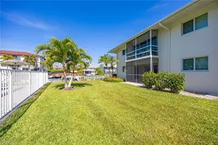 1417 Chesapeake Ave, Naples, FL 34102 - Photo 39