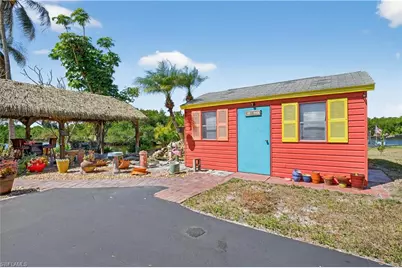 1324 Thompson St, North Fort Myers, FL 33903 - Photo 39