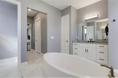 3609 8th St SW, Lehigh Acres, FL 33976 - Photo 9