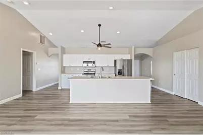 101 NW 18th Ave, Cape Coral, FL 33993 - Photo 7