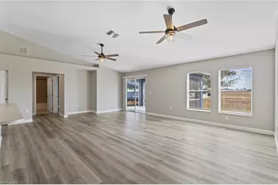 101 NW 18th Ave, Cape Coral, FL 33993 - Photo 11