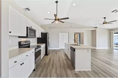 101 NW 18th Ave, Cape Coral, FL 33993 - Photo 9