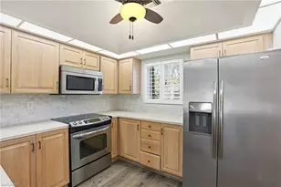 1604 Spoonbill Ln, Naples, FL 34105 - Photo 11