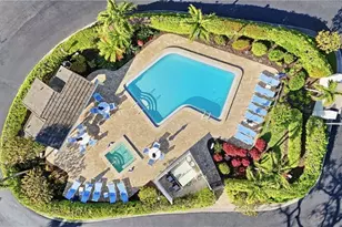 1604 Spoonbill Ln, Naples, FL 34105 - Photo 7