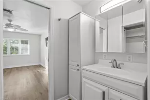 1604 Spoonbill Ln, Naples, FL 34105 - Photo 17