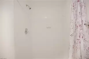 4635 Bayshore Dr, Naples, FL 34112 - Photo 9