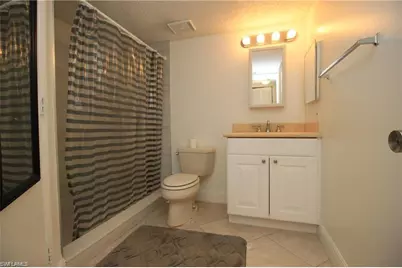 194 Santa Clara Dr #194, Naples, FL 34104 - Photo 9