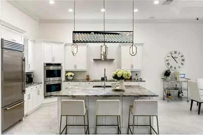 7509 Lantana Cir, Naples, FL 34119 - Photo 7