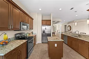 8069 Players Cove Dr, Naples, FL 34113 - Photo 17