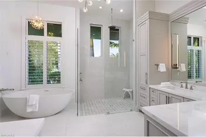 3636 Crayton Rd, Naples, FL 34103 - Photo 17