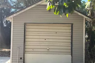 76 Crescent Lake Dr, North Fort Myers, FL 33917 - Photo 19