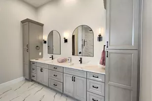 3625 Olde Cottage Ln, Bonita Springs, FL 34134 - Photo 17