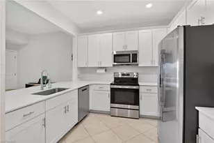 2821 Citrus St, Naples, FL 34120 - Photo 3