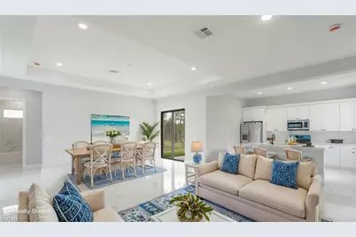 2220 NE 9th Pl, Cape Coral, FL 33909 - Photo 7