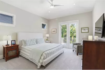 725 Harbour Dr, Naples, FL 34103 - Photo 27