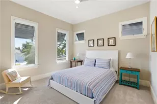 725 Harbour Dr, Naples, FL 34103 - Photo 29