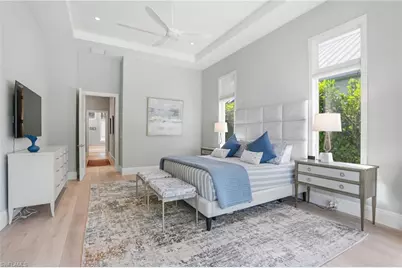 725 Harbour Dr, Naples, FL 34103 - Photo 17