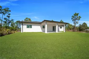 828 Genoa Ave S, Lehigh Acres, FL 33974 - Photo 29